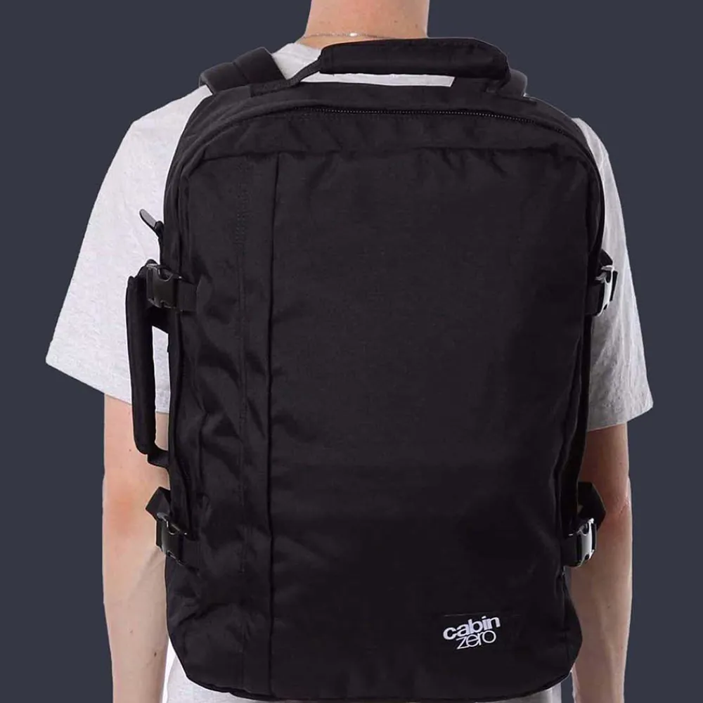Vrijetijd Rugzakken | Underseaters^Cabin Zero CABINZERO Classic rugzak 44L absolute black