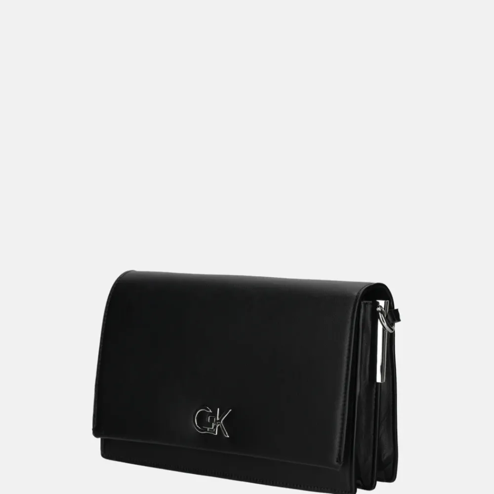 Schoudertassen^Calvin Klein Elongated schoudertas black