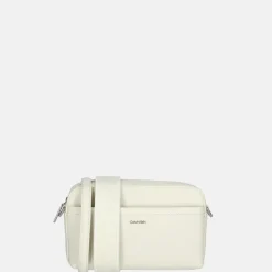Crossbody Tassen^Calvin Klein must convertible camera bag crossbody tas chalk