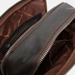 Schoudertassen^Chesterfield Alva schoudertas dark brown