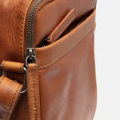 Schoudertassen^Chesterfield Alva schoudertas cognac