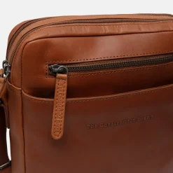 Schoudertassen^Chesterfield Arnhem schoudertas M cognac