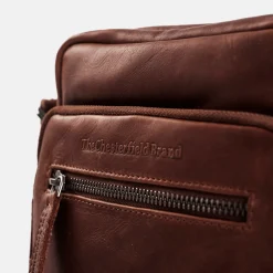 Schoudertassen^Chesterfield Birmingham schoudertas dark brown