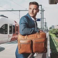 Heren Laptoptassen^Chesterfield laptoptas 17 inch cognac
