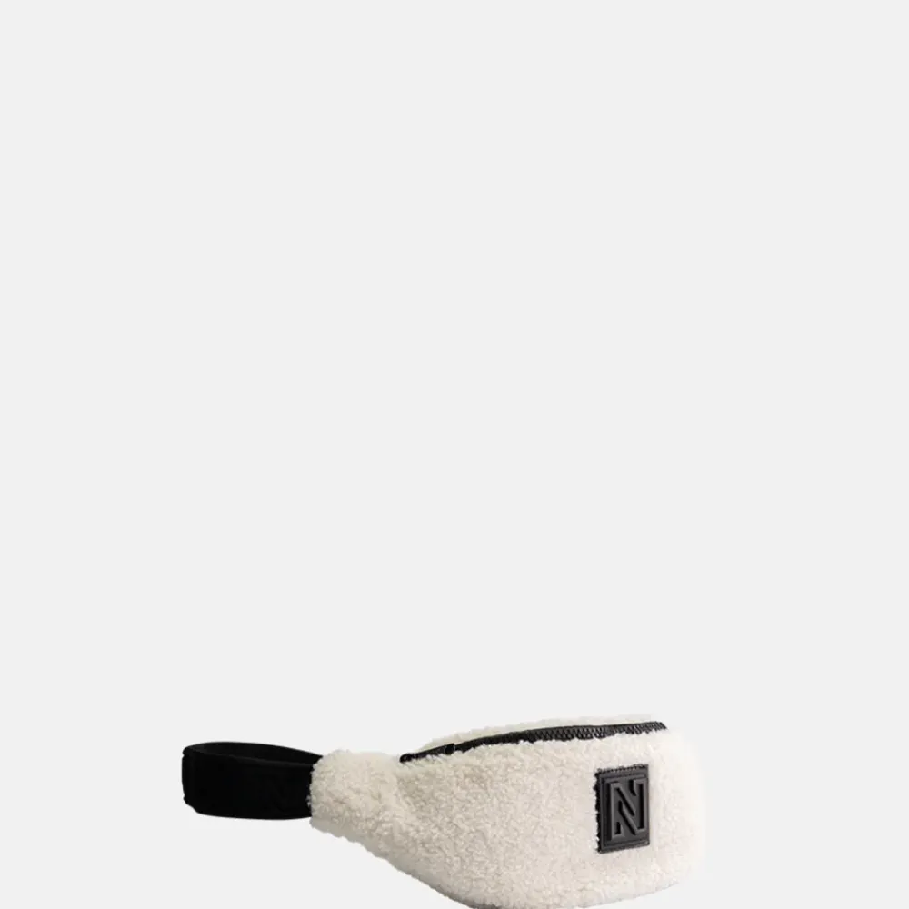 Heuptasjes^Nikkie Gastionia Ski heuptas teddy snow white