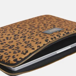 School Accessoires | Laptophoezen^Wouf Agar laptophoes 13/14 inch leopard