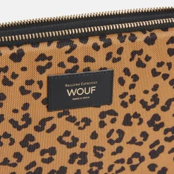 School Accessoires | Laptophoezen^Wouf Agar laptophoes 13/14 inch leopard
